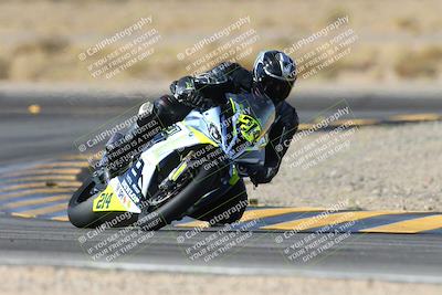 media/Dec-08-2024-CVMA (Sun) [[267e5a7075]]/Race 2-Amateur Supersport Open/